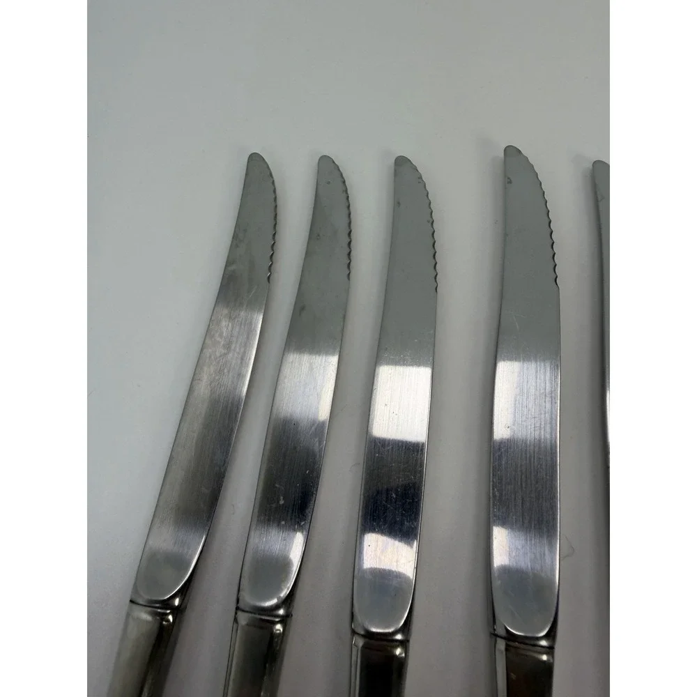 Oneida Patrick Henry Stainless Steak Knives Lot Of 8 Replacements